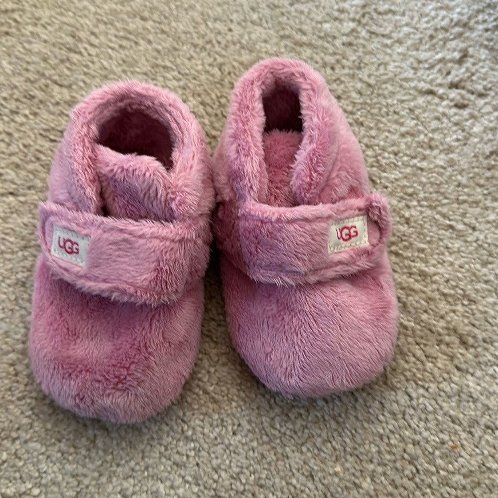Baby UGGS!